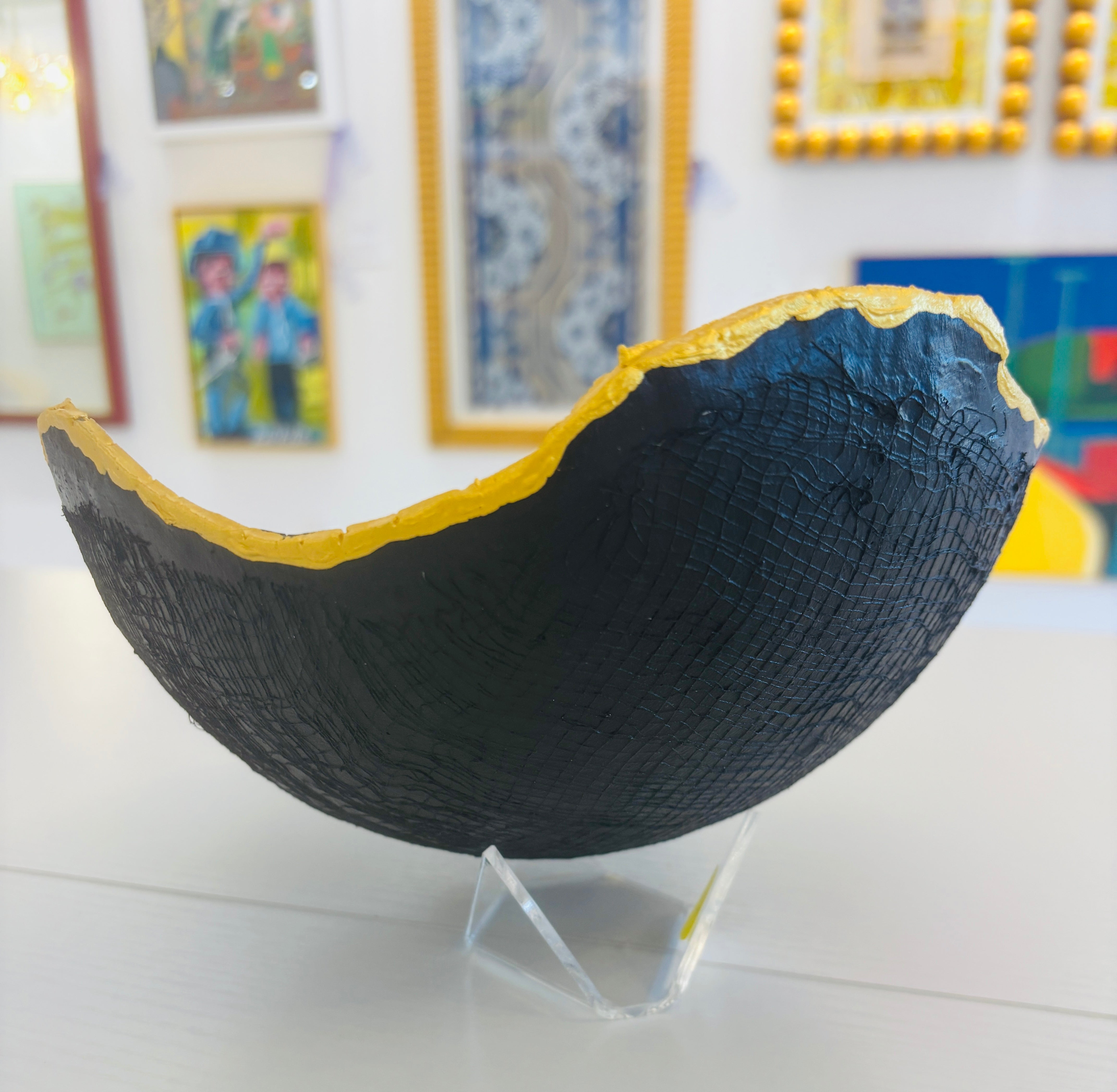 Small Black and Gold Bowl