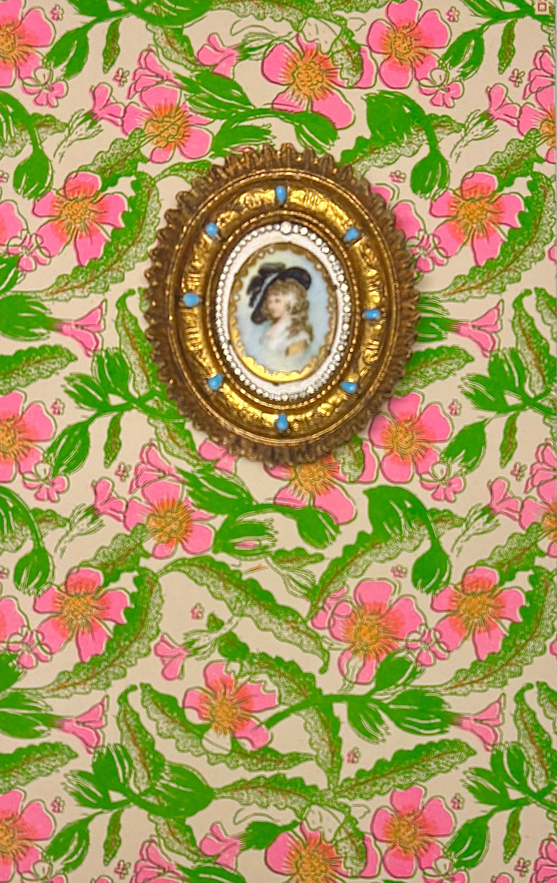 ANTIQUE HAND PAINTED CAMEO WITH CUSTOM MADE SHADOWBOX 002